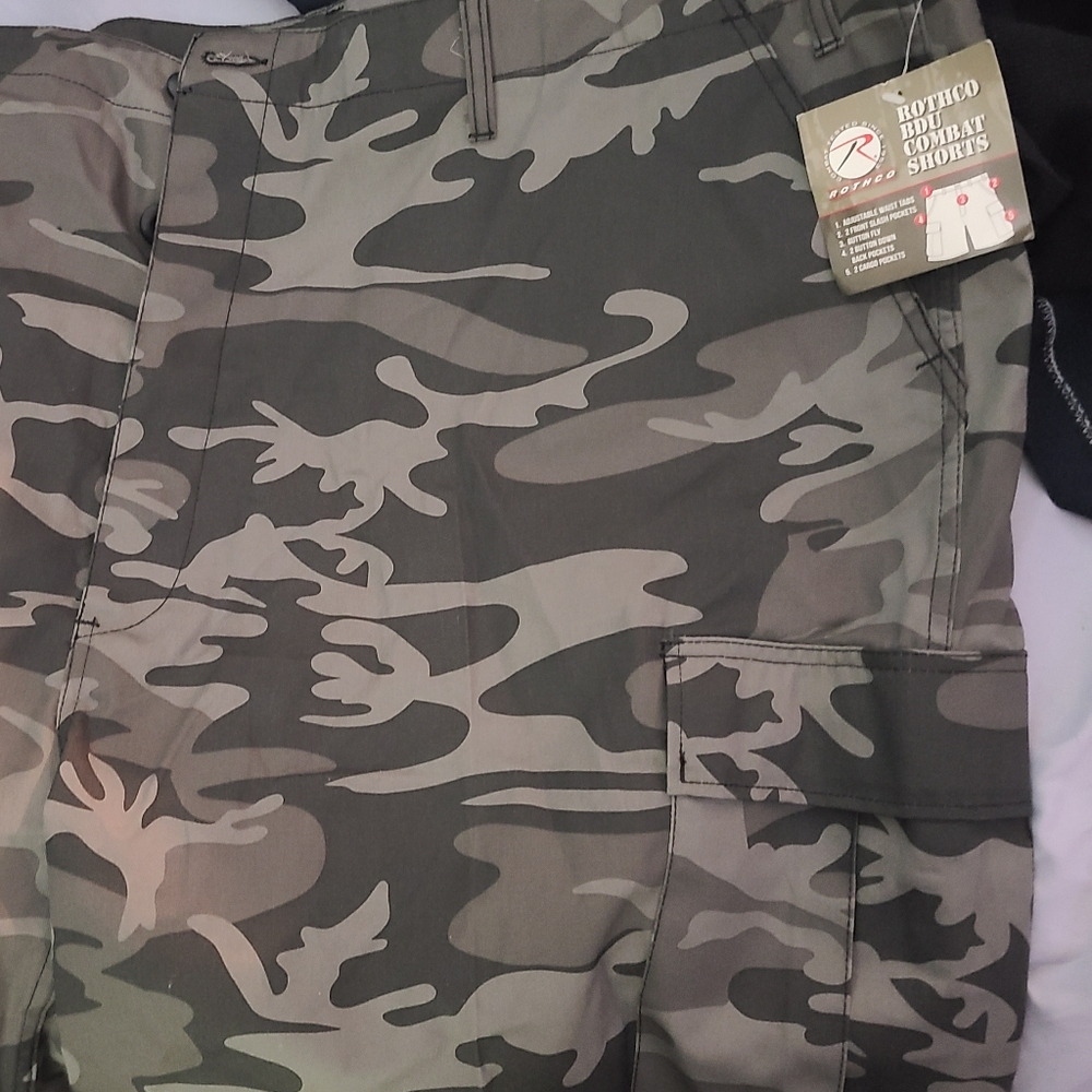 Men's camo shorts